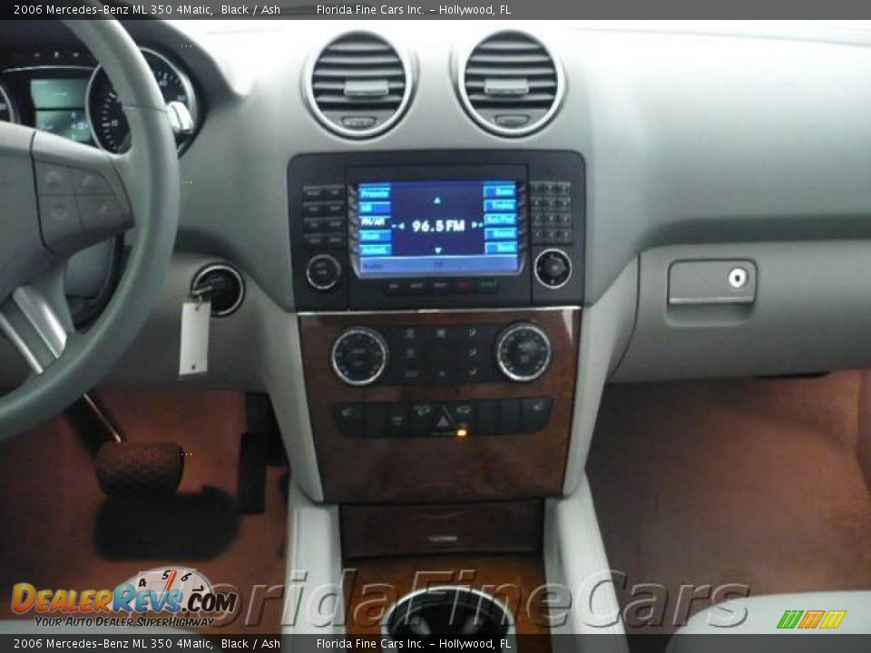 2006 Mercedes-Benz ML 350 4Matic Black / Ash Photo #18