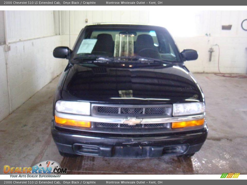 2000 Chevrolet S10 LS Extended Cab Onyx Black / Graphite Photo #6