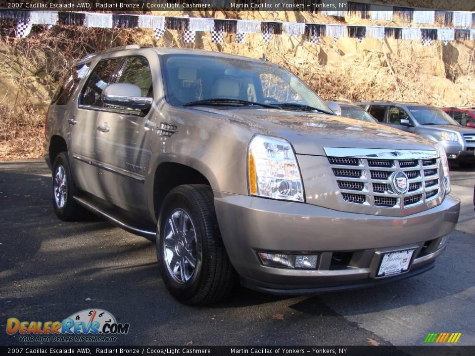 2007 Cadillac Escalade AWD Radiant Bronze / Cocoa/Light Cashmere Photo #3