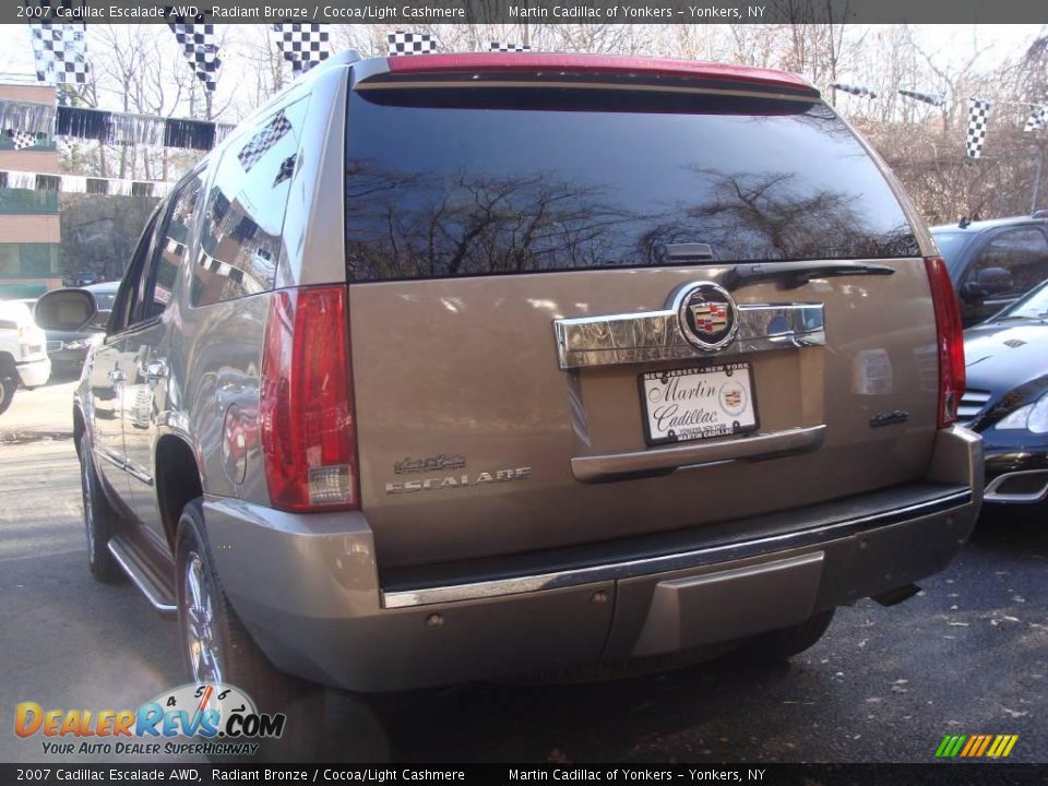 2007 Cadillac Escalade AWD Radiant Bronze / Cocoa/Light Cashmere Photo #6