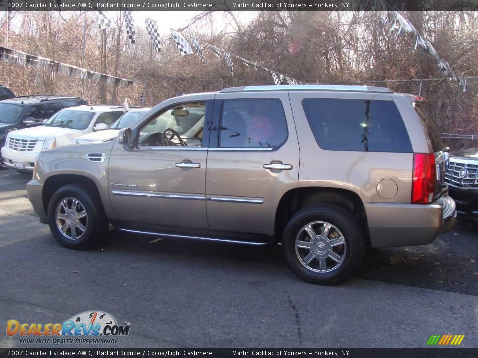 2007 Cadillac Escalade AWD Radiant Bronze / Cocoa/Light Cashmere Photo #7