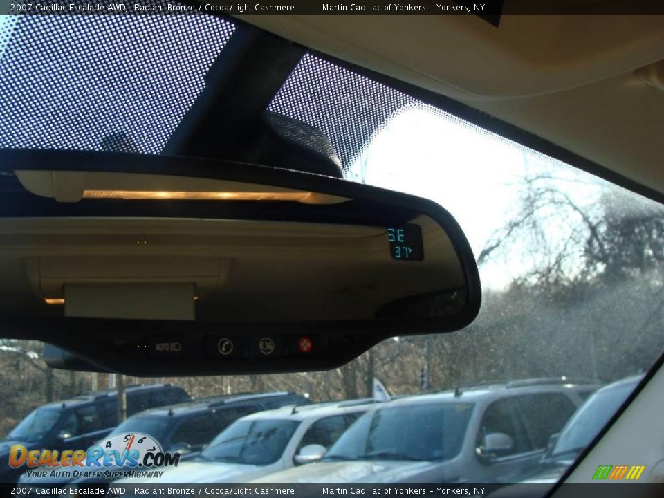 2007 Cadillac Escalade AWD Radiant Bronze / Cocoa/Light Cashmere Photo #25