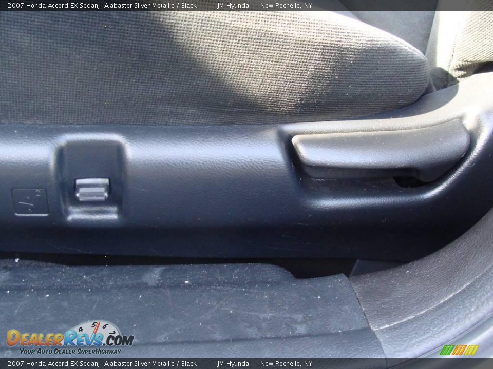 2007 Honda Accord EX Sedan Alabaster Silver Metallic / Black Photo #12