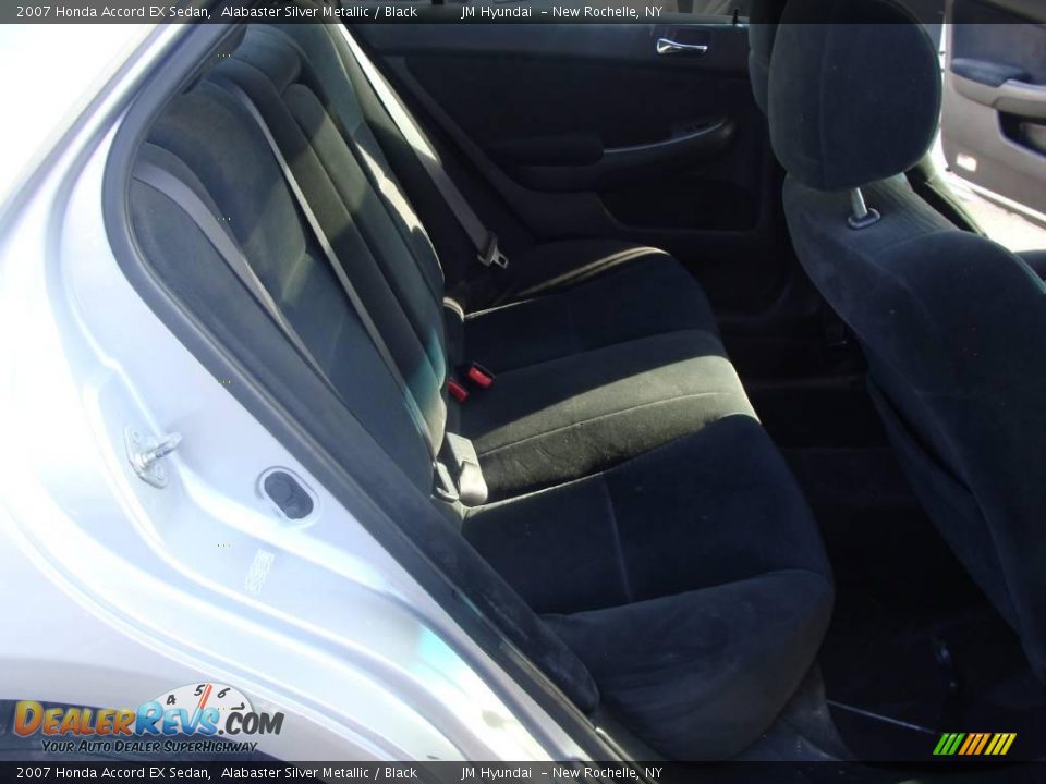 2007 Honda Accord EX Sedan Alabaster Silver Metallic / Black Photo #17