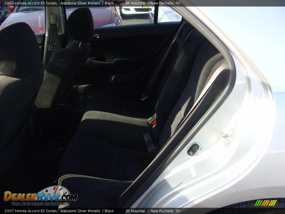 2007 Honda Accord EX Sedan Alabaster Silver Metallic / Black Photo #18