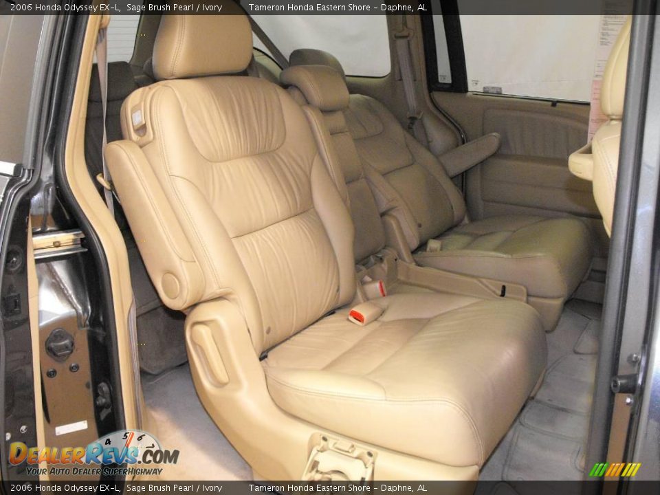2006 Honda Odyssey EX-L Sage Brush Pearl / Ivory Photo #26