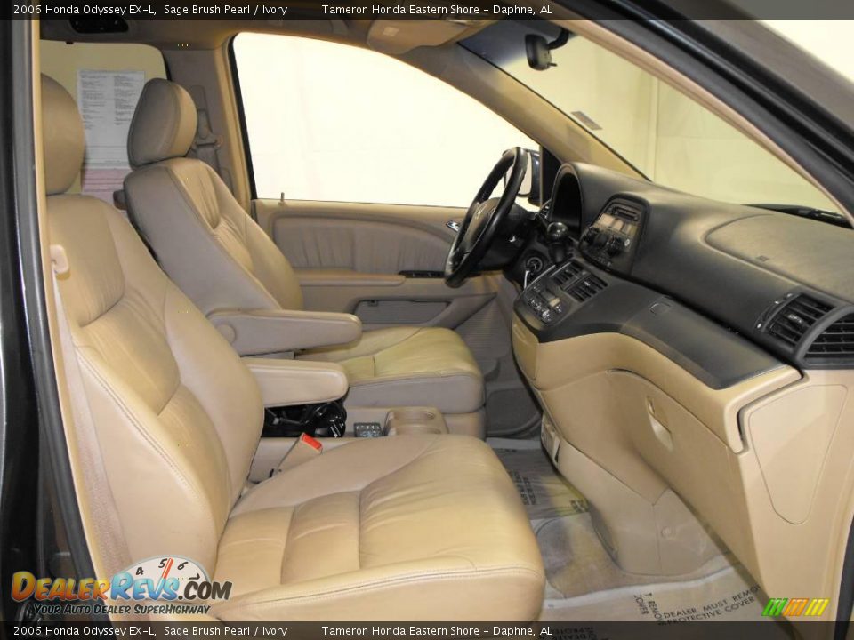 2006 Honda Odyssey EX-L Sage Brush Pearl / Ivory Photo #28