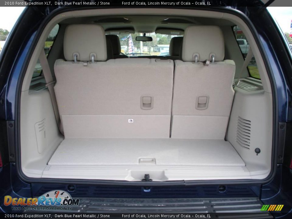 2010 Ford Expedition XLT Dark Blue Pearl Metallic / Stone Photo #9