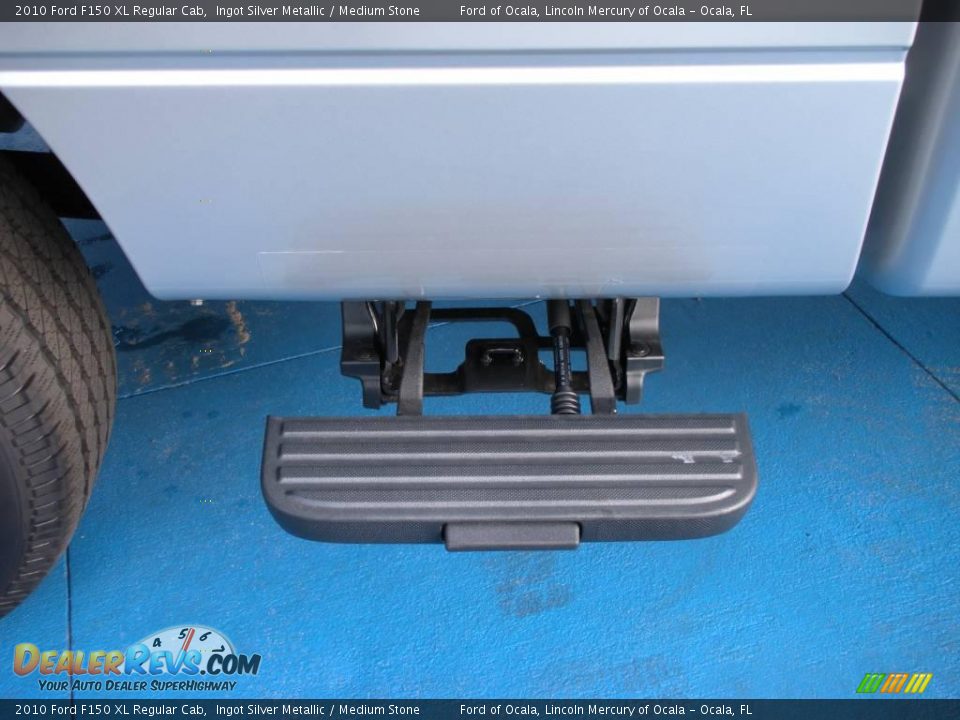 2010 Ford F150 XL Regular Cab Ingot Silver Metallic / Medium Stone Photo #6