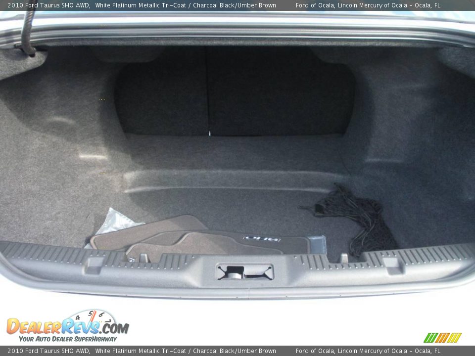 2010 Ford Taurus SHO AWD White Platinum Metallic Tri-Coat / Charcoal Black/Umber Brown Photo #11