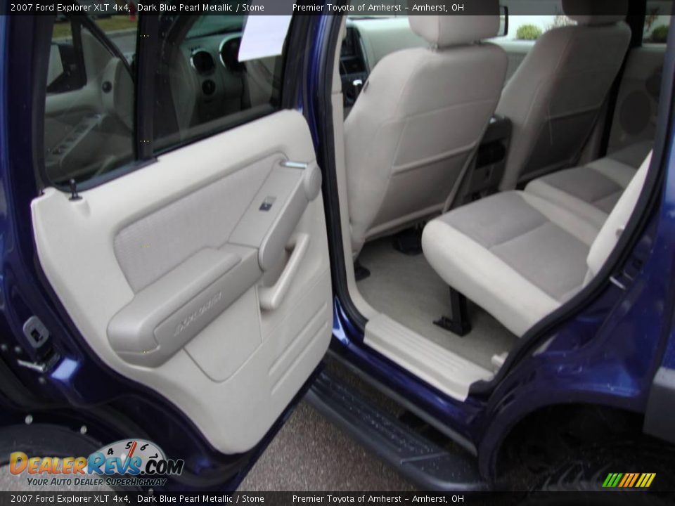 2007 Ford Explorer XLT 4x4 Dark Blue Pearl Metallic / Stone Photo #10