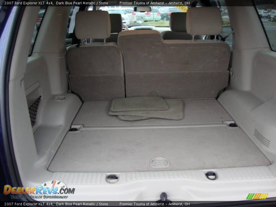 2007 Ford Explorer XLT 4x4 Dark Blue Pearl Metallic / Stone Photo #14