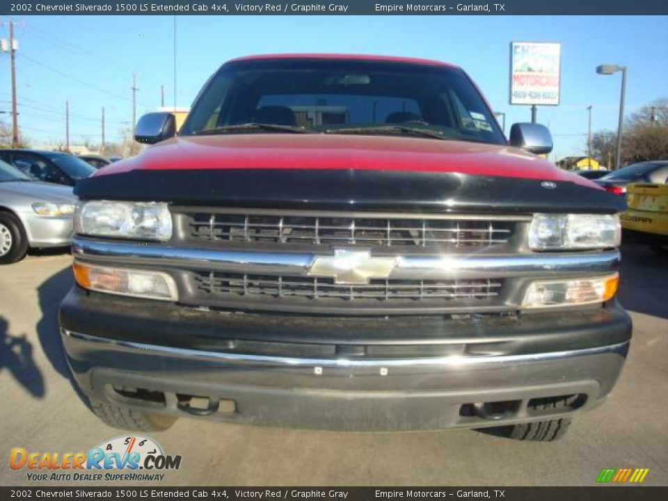 2002 Chevrolet Silverado 1500 LS Extended Cab 4x4 Victory Red / Graphite Gray Photo #1