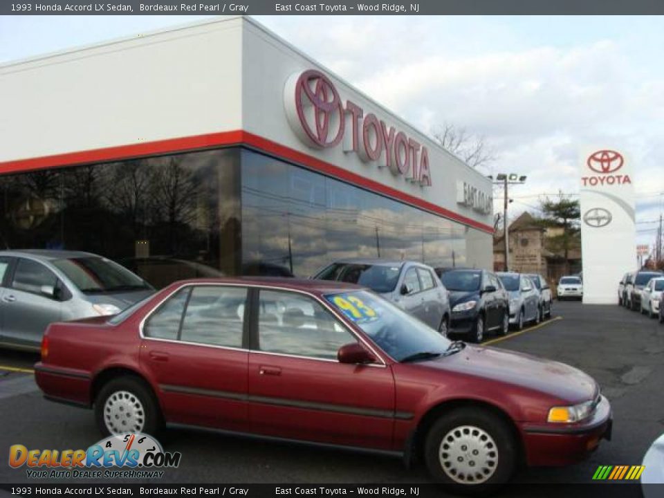 1993 Honda Accord LX Sedan Bordeaux Red Pearl / Gray Photo #1