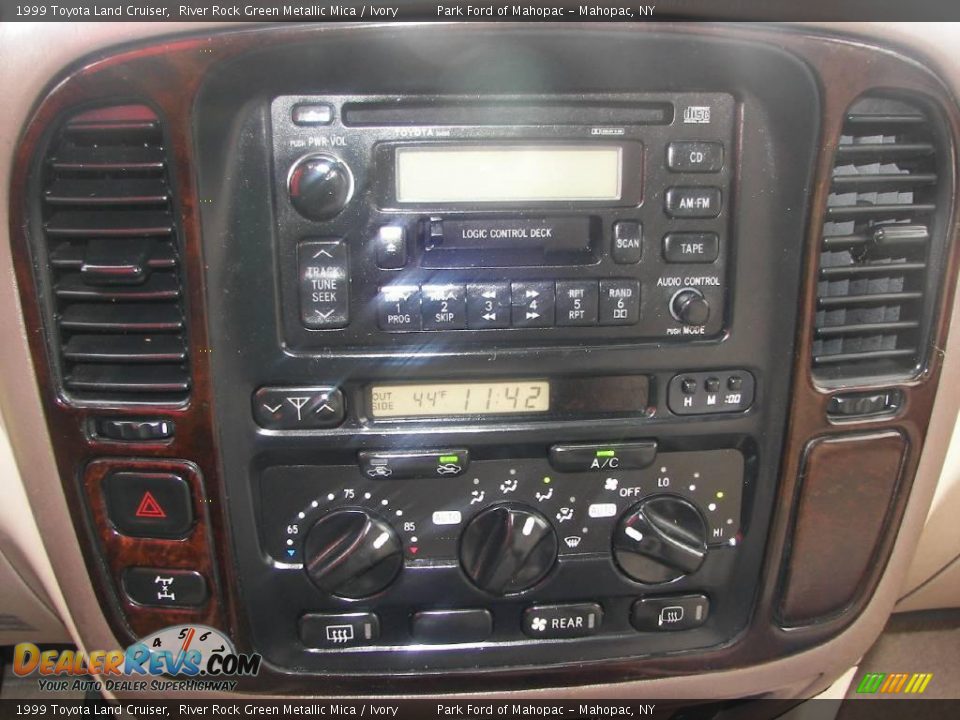 1999 Toyota Land Cruiser River Rock Green Metallic Mica / Ivory Photo #17