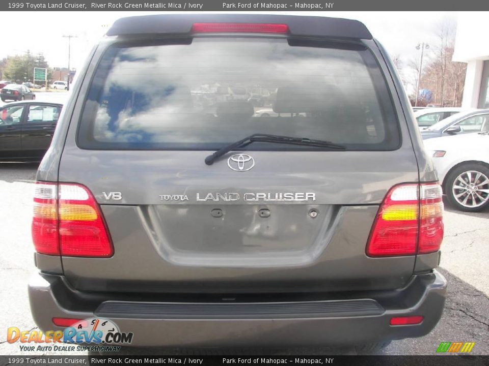 1999 Toyota Land Cruiser River Rock Green Metallic Mica / Ivory Photo #24