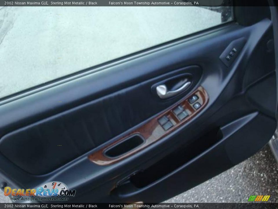 2002 Nissan Maxima GLE Sterling Mist Metallic / Black Photo #11