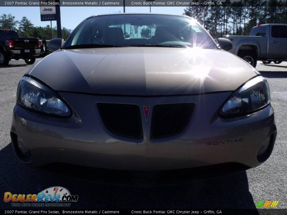 2007 Pontiac Grand Prix Sedan Bronzestone Metallic / Cashmere Photo #3