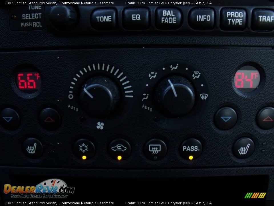 2007 Pontiac Grand Prix Sedan Bronzestone Metallic / Cashmere Photo #23