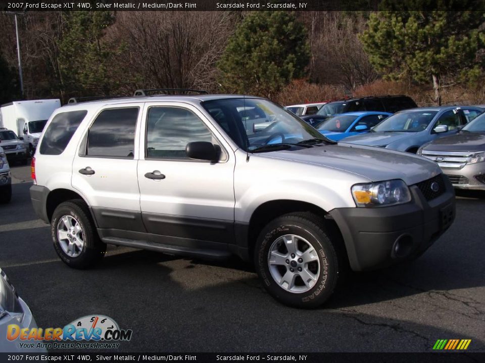2007 Ford Escape XLT 4WD Silver Metallic / Medium/Dark Flint Photo #4
