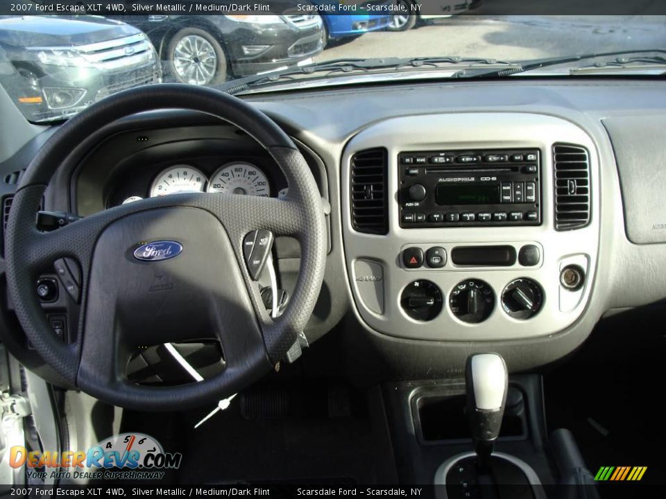 2007 Ford Escape XLT 4WD Silver Metallic / Medium/Dark Flint Photo #19