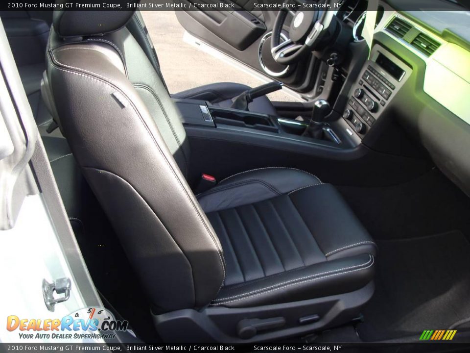 2010 Ford Mustang GT Premium Coupe Brilliant Silver Metallic / Charcoal Black Photo #16