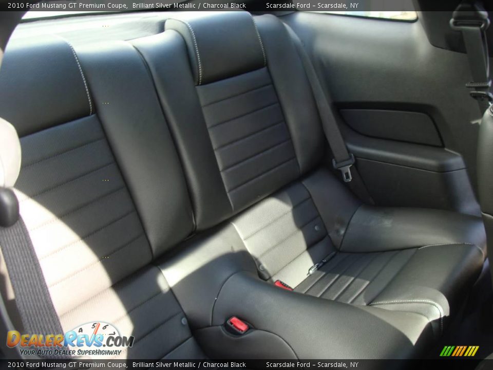 2010 Ford Mustang GT Premium Coupe Brilliant Silver Metallic / Charcoal Black Photo #17