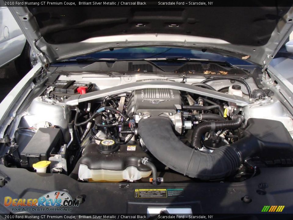 2010 Ford Mustang GT Premium Coupe Brilliant Silver Metallic / Charcoal Black Photo #27