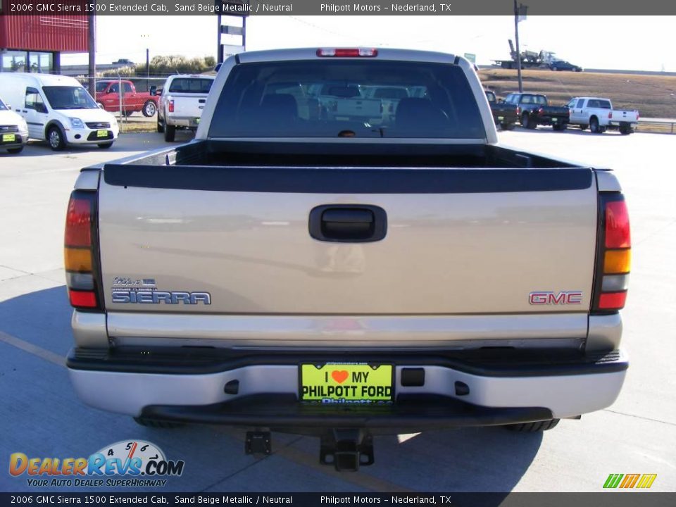 2006 GMC Sierra 1500 Extended Cab Sand Beige Metallic / Neutral Photo #4