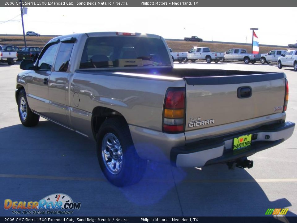 2006 GMC Sierra 1500 Extended Cab Sand Beige Metallic / Neutral Photo #5