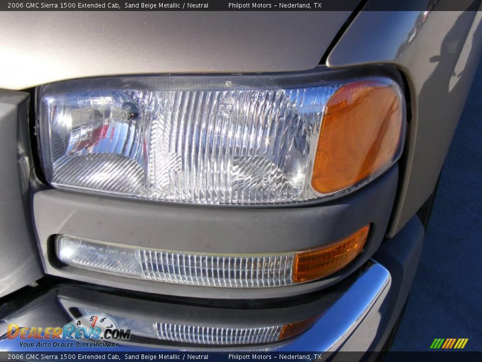 2006 GMC Sierra 1500 Extended Cab Sand Beige Metallic / Neutral Photo #10