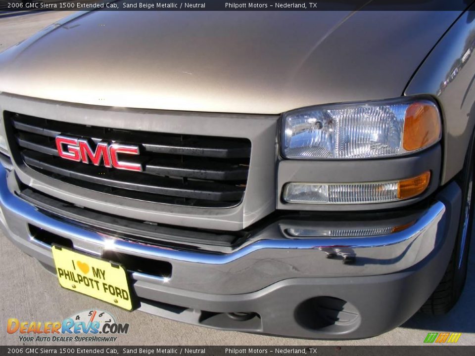 2006 GMC Sierra 1500 Extended Cab Sand Beige Metallic / Neutral Photo #11