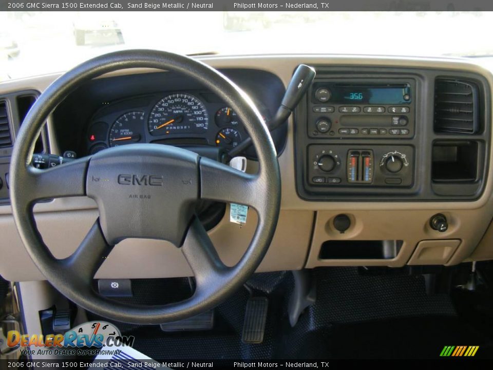 2006 GMC Sierra 1500 Extended Cab Sand Beige Metallic / Neutral Photo #35