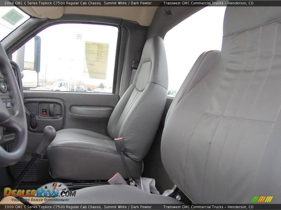 2009 GMC C Series Topkick C7500 Regular Cab Chassis Summit White / Dark Pewter Photo #17