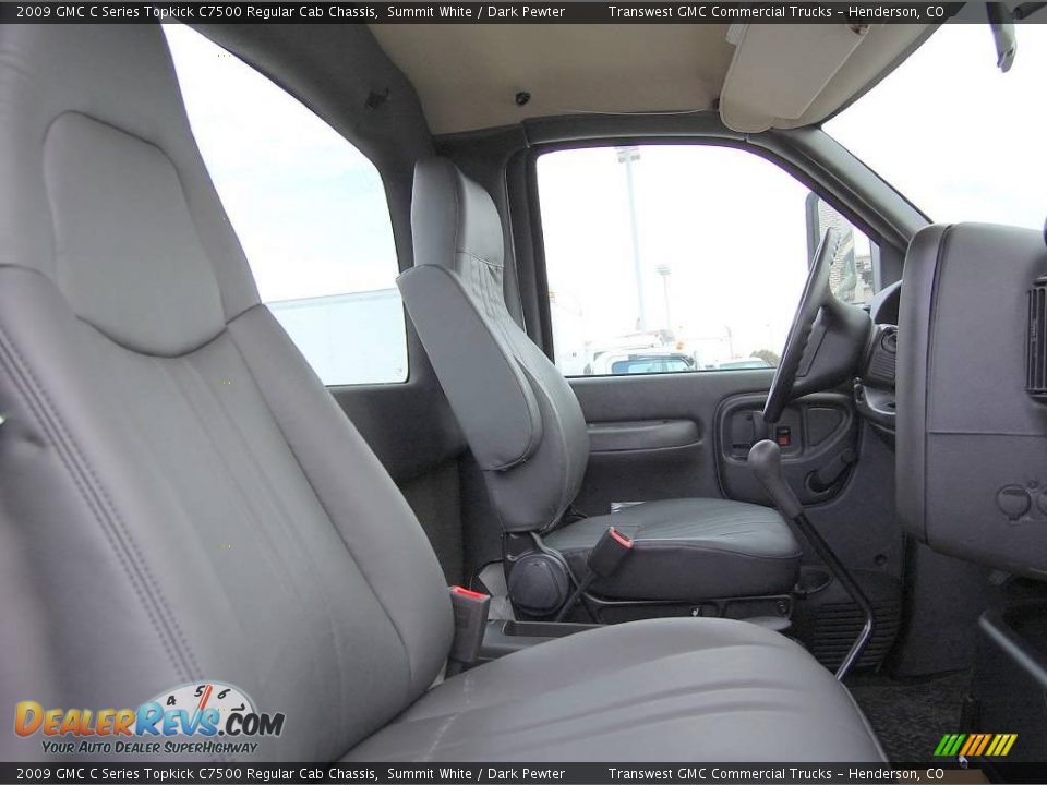2009 GMC C Series Topkick C7500 Regular Cab Chassis Summit White / Dark Pewter Photo #18
