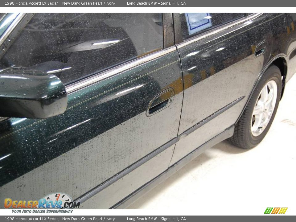1998 Honda Accord LX Sedan New Dark Green Pearl / Ivory Photo #15