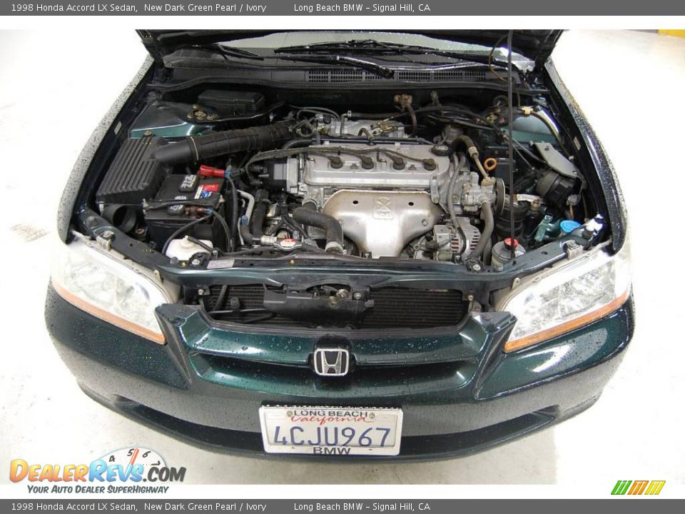 1998 Honda Accord LX Sedan New Dark Green Pearl / Ivory Photo #17