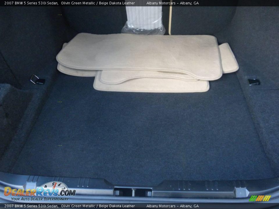 2007 BMW 5 Series 530i Sedan Olivin Green Metallic / Beige Dakota Leather Photo #15