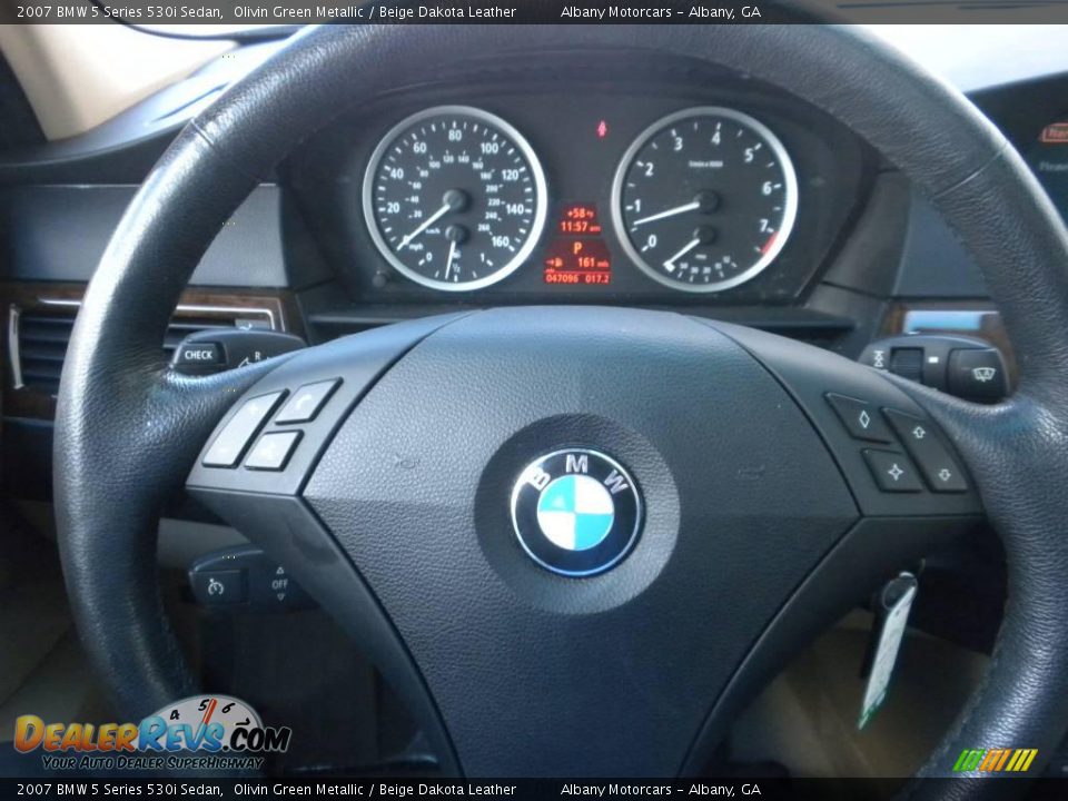 2007 BMW 5 Series 530i Sedan Olivin Green Metallic / Beige Dakota Leather Photo #16