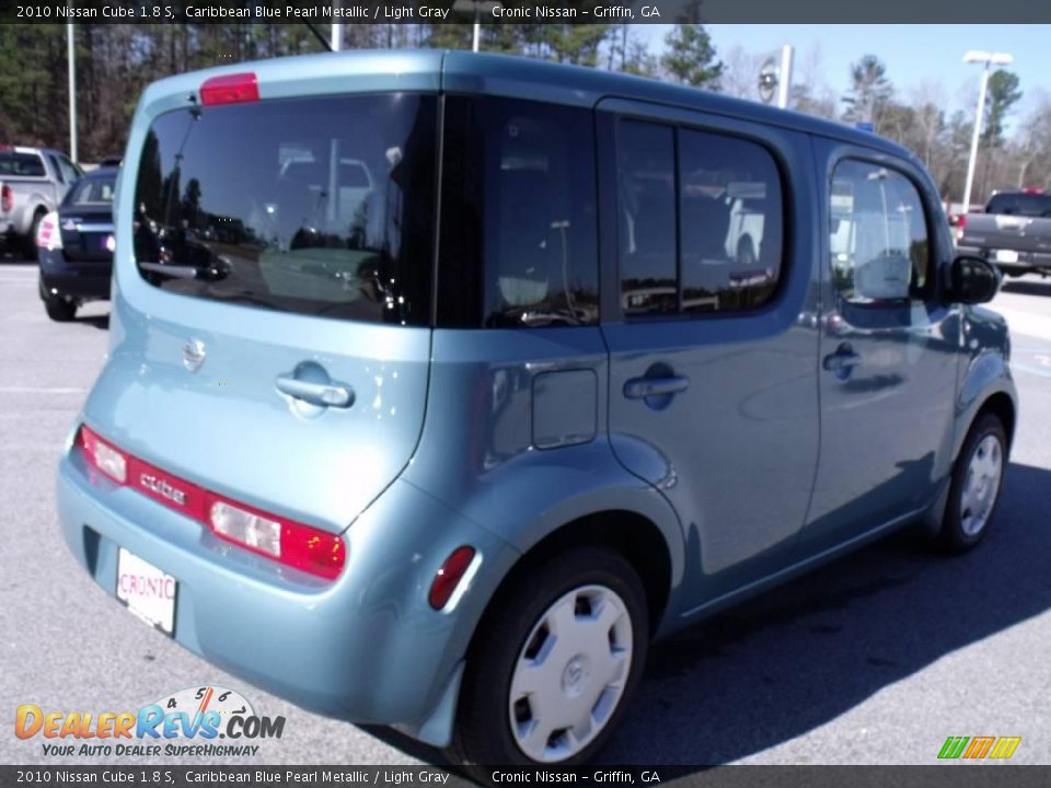 2010 Nissan Cube 1.8 S Caribbean Blue Pearl Metallic / Light Gray Photo #5