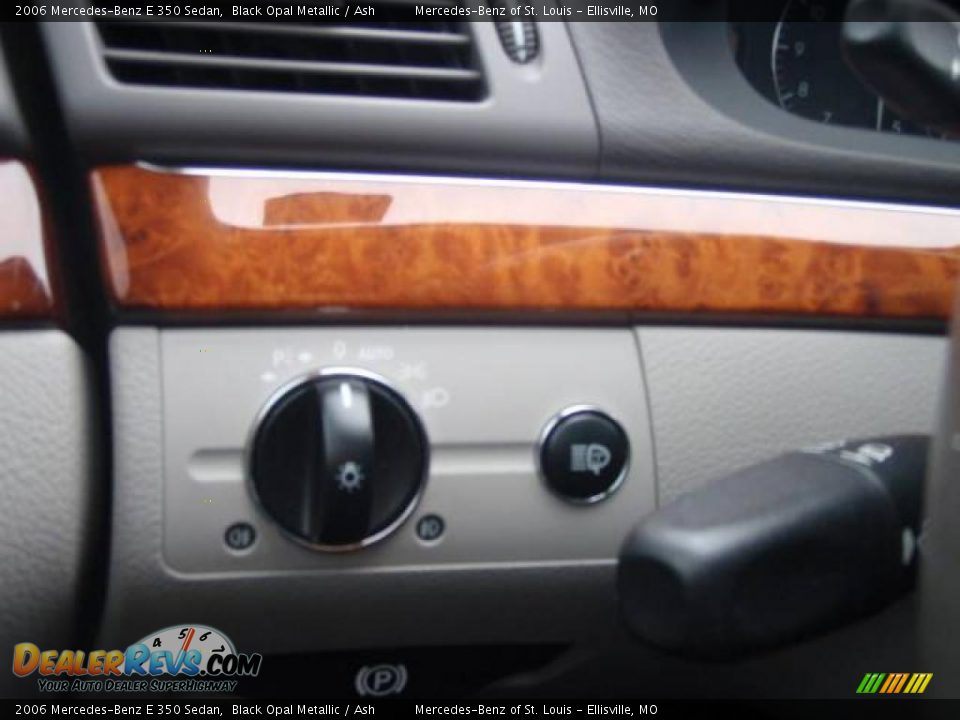 2006 Mercedes-Benz E 350 Sedan Black Opal Metallic / Ash Photo #33