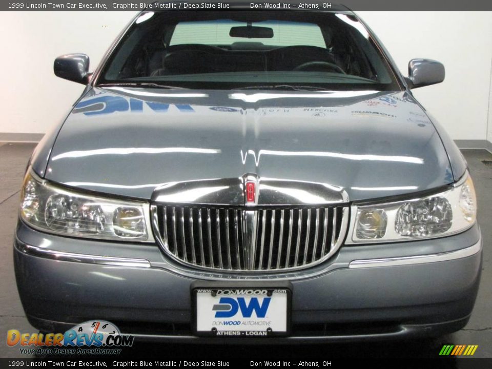 1999 Lincoln Town Car Executive Graphite Blue Metallic / Deep Slate Blue Photo #8