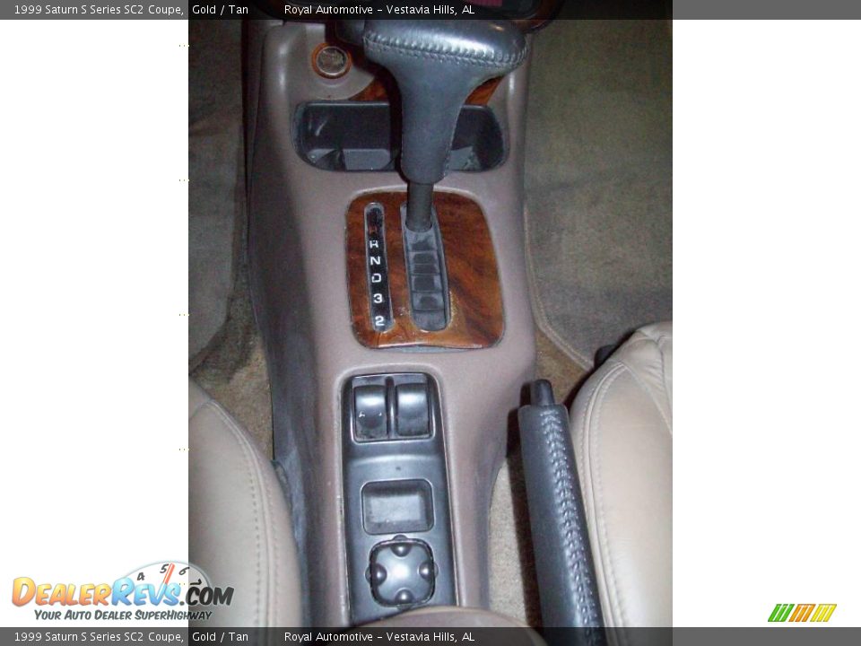 1999 Saturn S Series SC2 Coupe Gold / Tan Photo #18