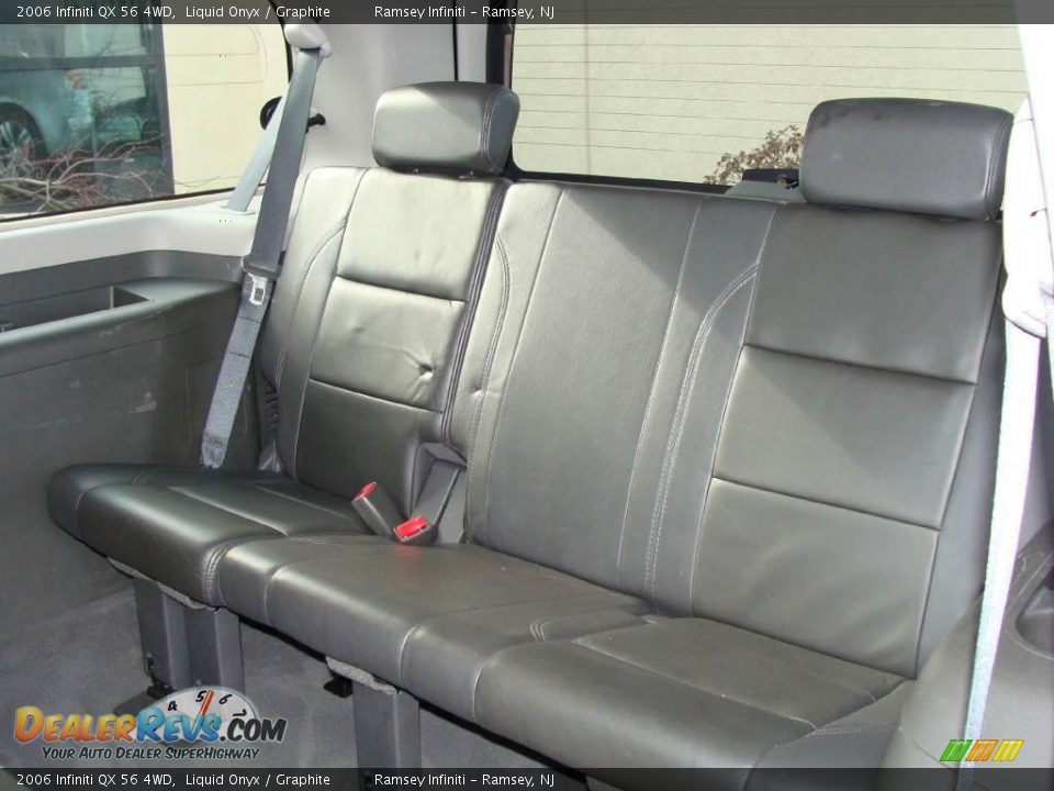 2006 Infiniti QX 56 4WD Liquid Onyx / Graphite Photo #8