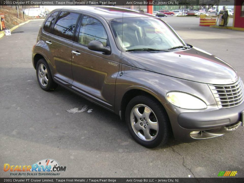 2001 Chrysler PT Cruiser Limited Taupe Frost Metallic / Taupe/Pearl Beige Photo #2