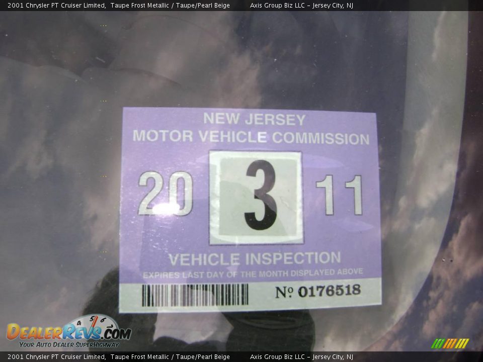 2001 Chrysler PT Cruiser Limited Taupe Frost Metallic / Taupe/Pearl Beige Photo #11