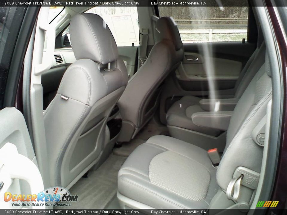 2009 Chevrolet Traverse LT AWD Red Jewel Tintcoat / Dark Gray/Light Gray Photo #6