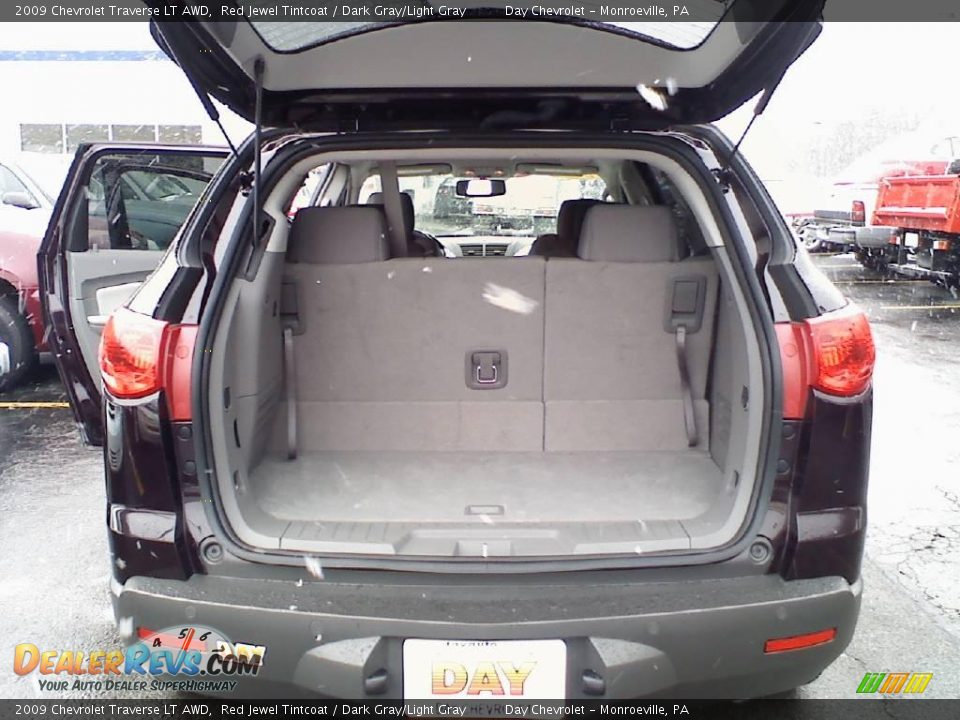 2009 Chevrolet Traverse LT AWD Red Jewel Tintcoat / Dark Gray/Light Gray Photo #7