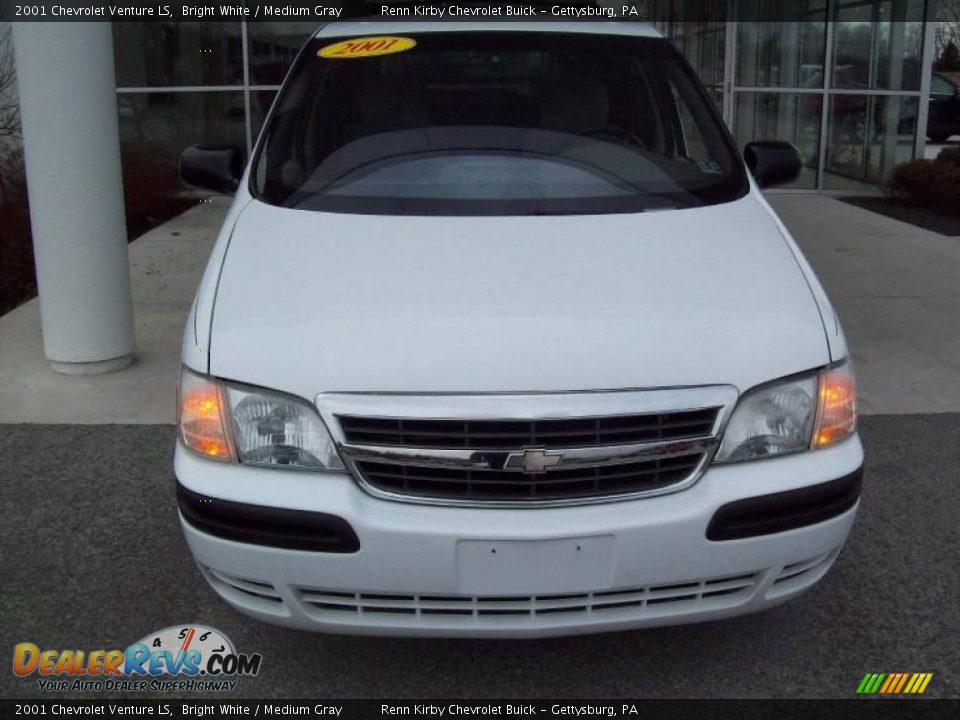 2001 Chevrolet Venture LS Bright White / Medium Gray Photo #17