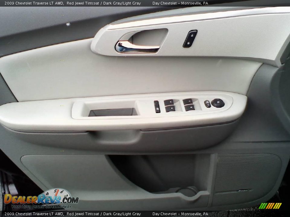 2009 Chevrolet Traverse LT AWD Red Jewel Tintcoat / Dark Gray/Light Gray Photo #9